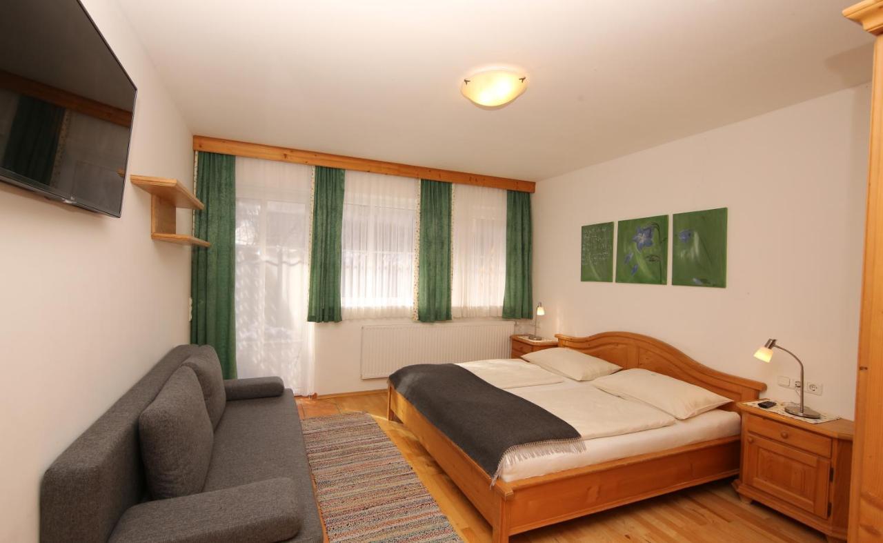 Bio-Bauernhof-Hotel Matlschweiger Lassing  Exterior foto